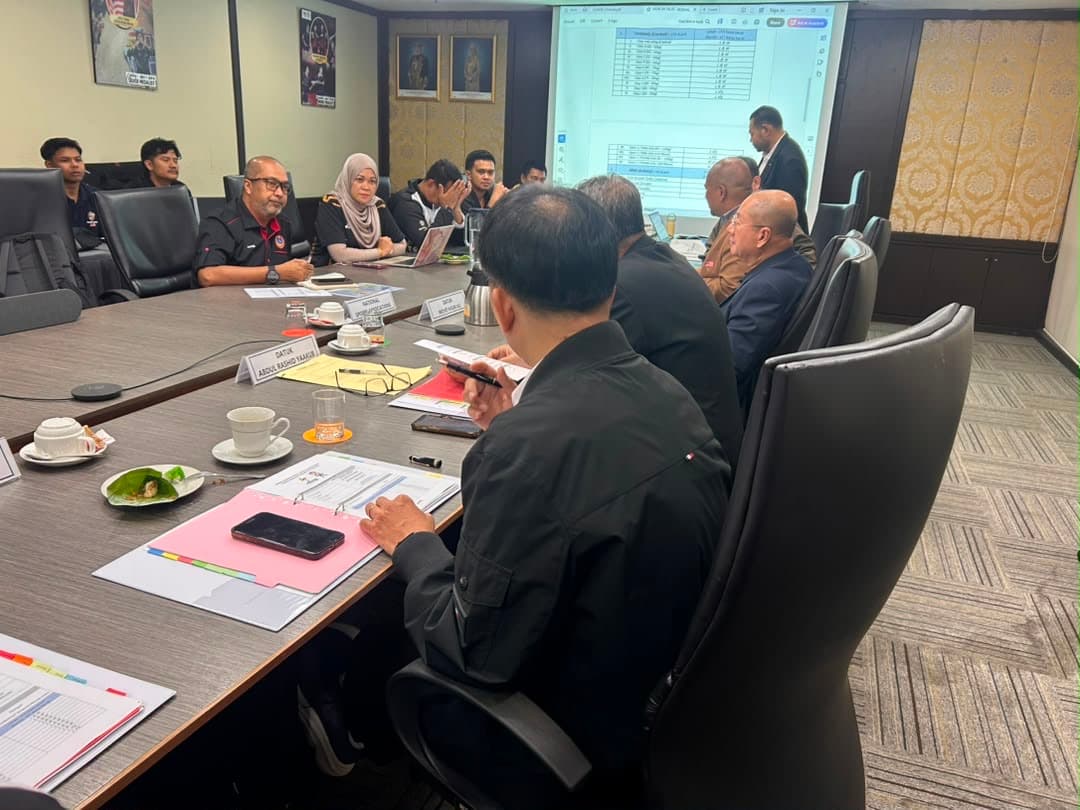 Datuk Abdul Rashid Yaakub, Chief Executive Officer of MASOC 2027, at the event confirmation meeting.